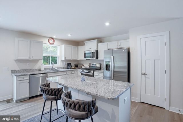 427 ALEZACH DR, Dover, DE 19901