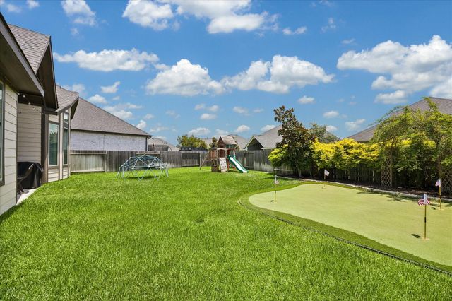 17322 Willow Lexington Court, Hockley, TX 77447
