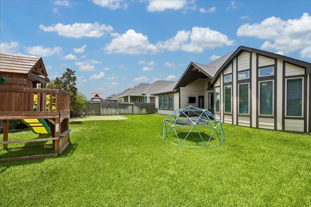 17322 Willow Lexington Court, Hockley, TX 77447