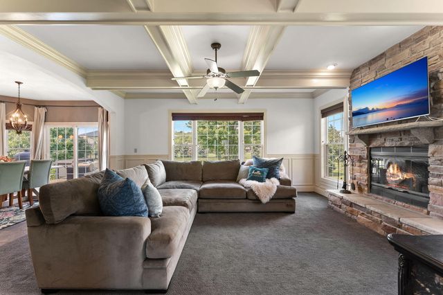 197 E Appaloosa Lane, Valparaiso, IN 46383