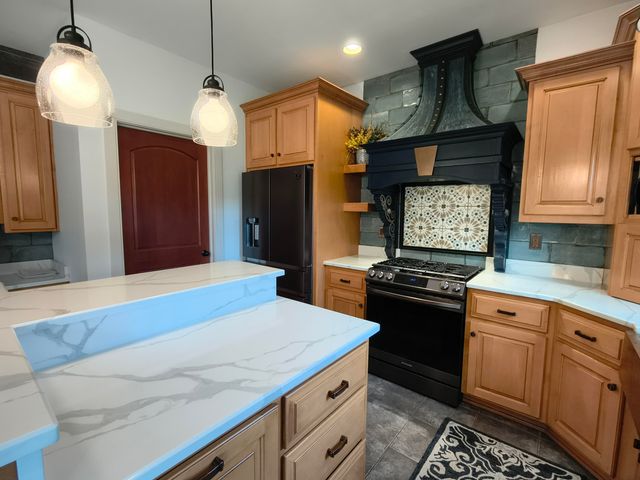 197 E Appaloosa Lane, Valparaiso, IN 46383