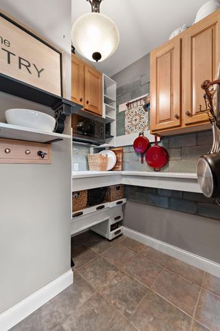 197 E Appaloosa Lane, Valparaiso, IN 46383