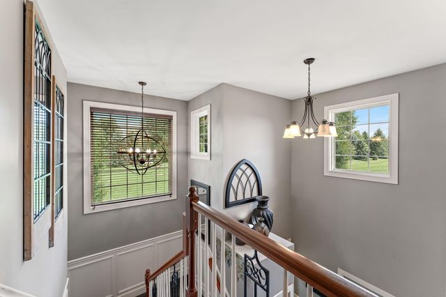 197 E Appaloosa Lane, Valparaiso, IN 46383