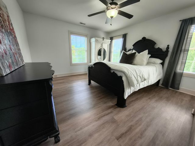 197 E Appaloosa Lane, Valparaiso, IN 46383