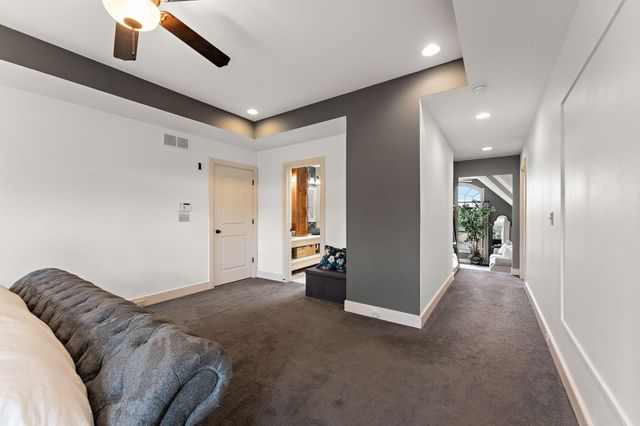 197 E Appaloosa Lane, Valparaiso, IN 46383