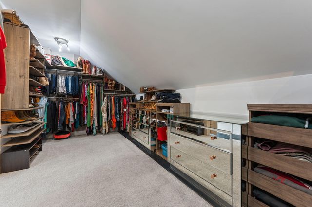 197 E Appaloosa Lane, Valparaiso, IN 46383