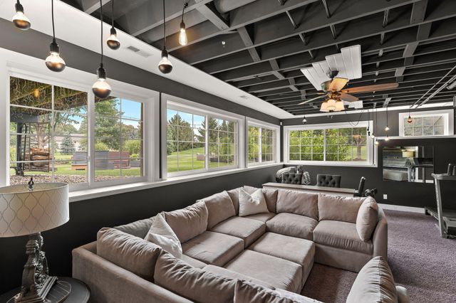 197 E Appaloosa Lane, Valparaiso, IN 46383