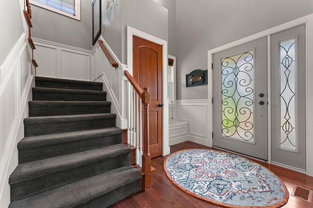 197 E Appaloosa Lane, Valparaiso, IN 46383