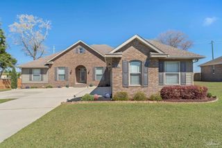 8667 Salt Grass Dr, Pensacola, FL 32526