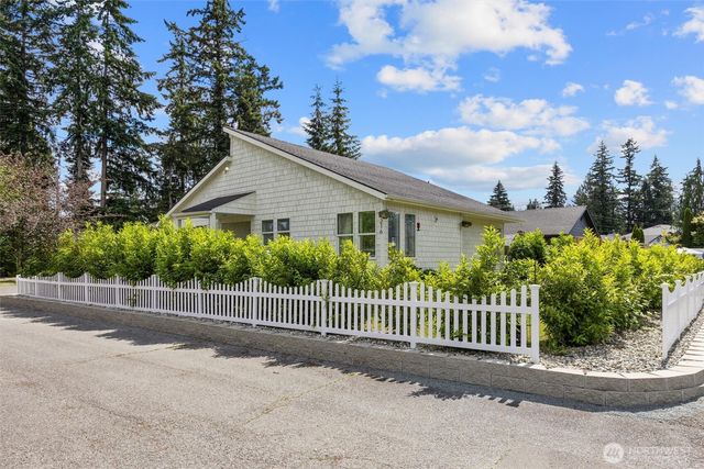 216 Joann Lane, Arlington, WA 98223