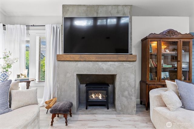 216 Joann Lane, Arlington, WA 98223