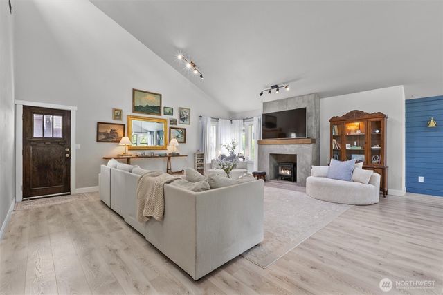 216 Joann Lane, Arlington, WA 98223