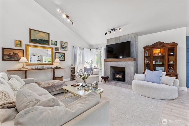 216 Joann Lane, Arlington, WA 98223