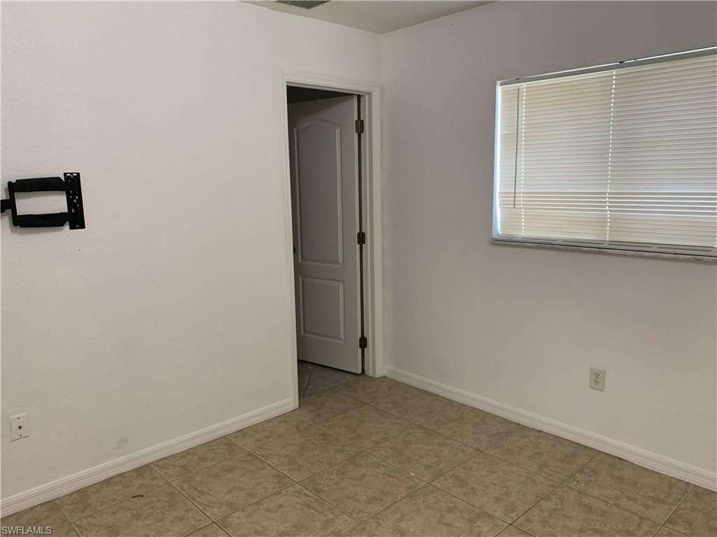 Image 22 of property listing at 1242 SE 24th AVE, Cape Coral, FL 33990