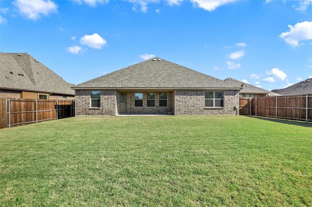 172 Landsdale Circle, Forney, TX 75126