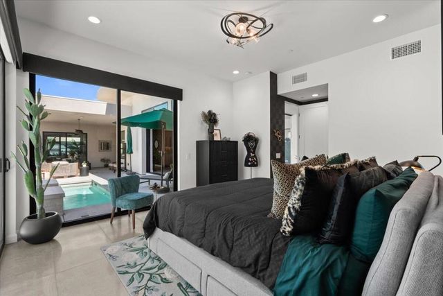 143 Obsidian Loop N, Palm Springs, CA 92264
