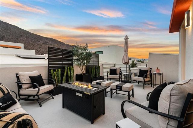 143 Obsidian Loop N, Palm Springs, CA 92264