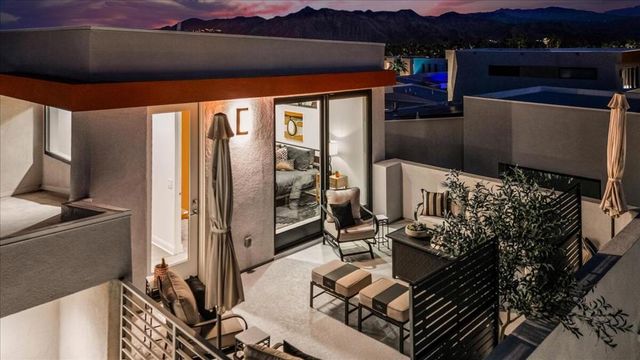 143 Obsidian Loop N, Palm Springs, CA 92264