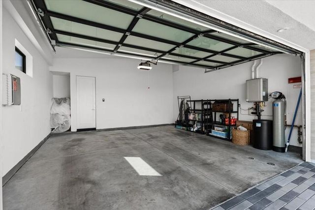 143 Obsidian Loop N, Palm Springs, CA 92264