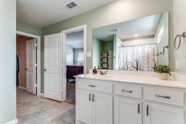 605 Basteen Lane, Justin, TX 76247