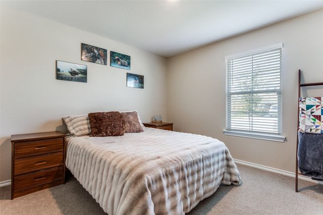 605 Basteen Lane, Justin, TX 76247