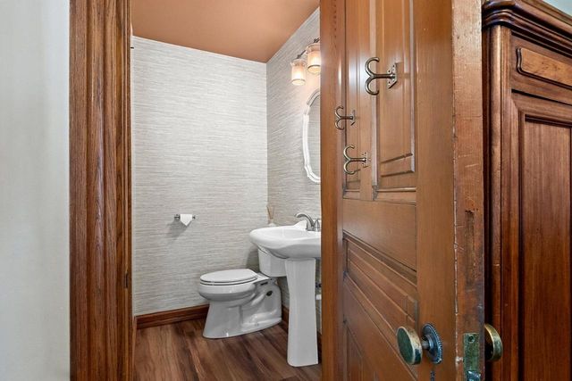 1107 ALGOMA BOULEVARD, Oshkosh, WI 54901