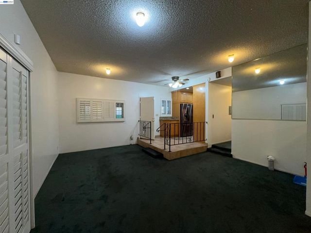 2386 106Th Ave, Oakland, CA 94603