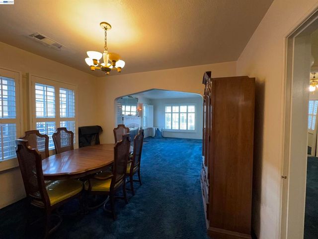 2386 106Th Ave, Oakland, CA 94603