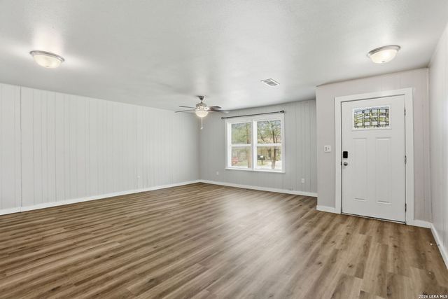 246 S West End, New Braunfels, TX 78130