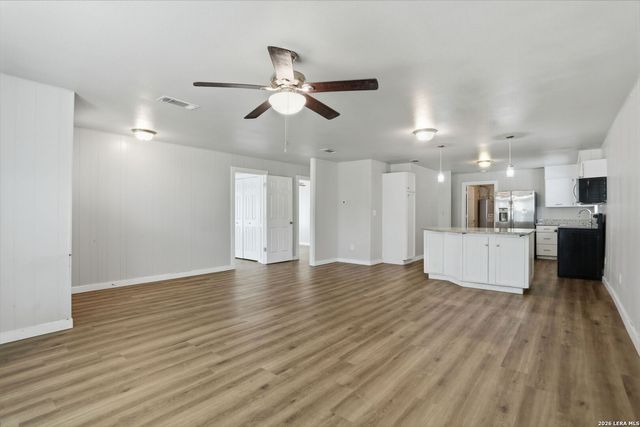 246 S West End, New Braunfels, TX 78130