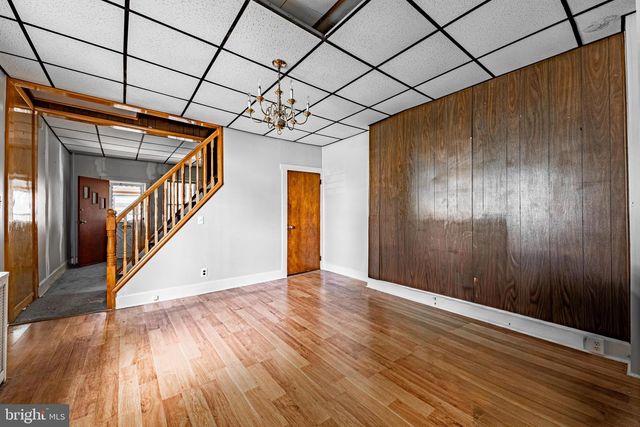 1302 COX ST, Baltimore, MD 21211