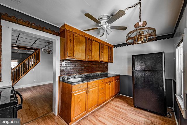 1302 COX ST, Baltimore, MD 21211