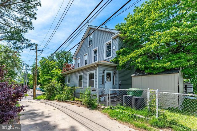 1302 COX ST, Baltimore, MD 21211