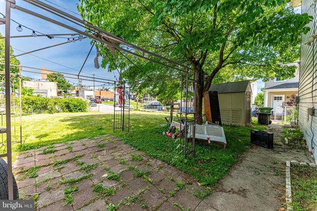 1302 COX ST, Baltimore, MD 21211