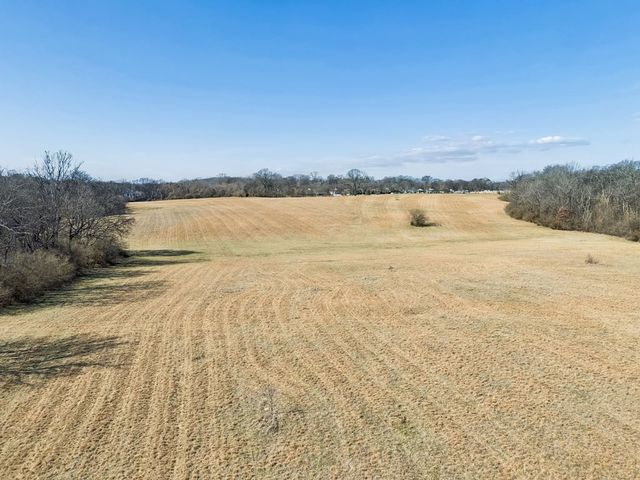 0 Tom J Hitch, Columbia, TN 38401