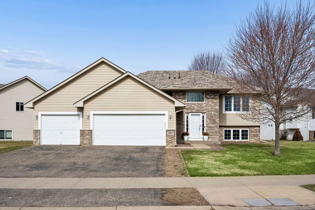 21537 Hugh Lane, Big Lake, MN 55309