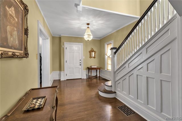 214 Norwood Avenue, Buffalo, NY 14222