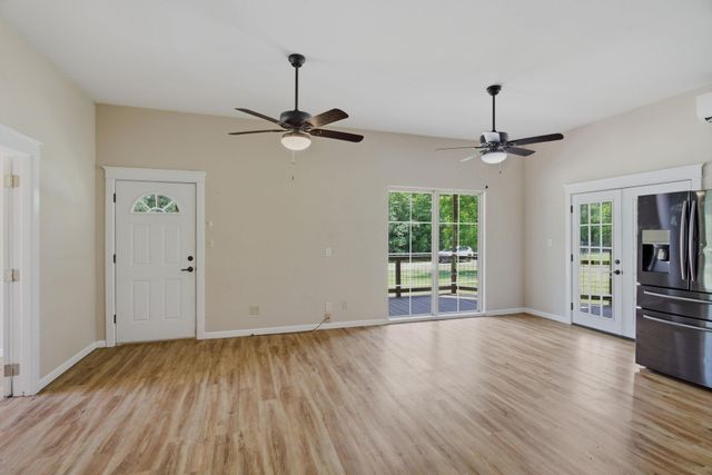 1256 Panhandle Road, Dequincy, LA 70633