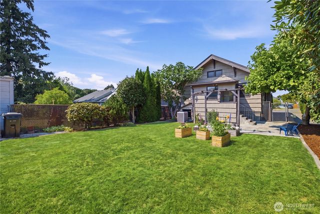 1424 S 55th Street, Tacoma, WA 98408