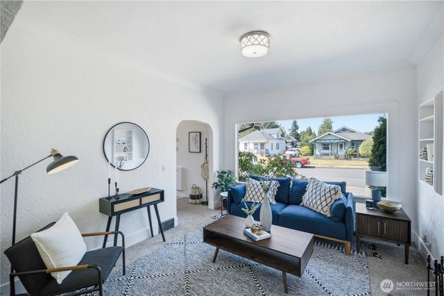 1424 S 55th Street, Tacoma, WA 98408