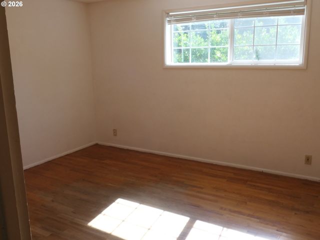 1805 HEMLOCK St, Eugene, OR 97404