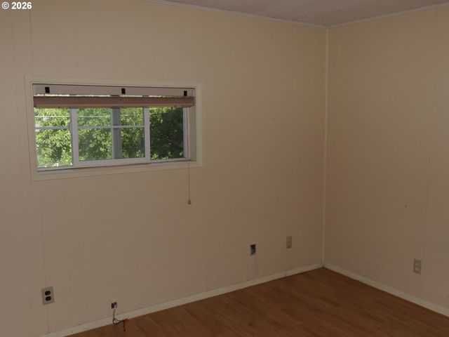 1805 HEMLOCK St, Eugene, OR 97404