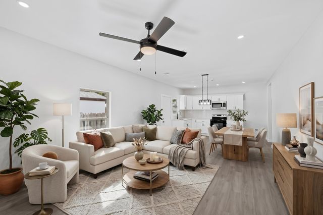 651 Ezekial Avenue, Dallas, TX 75217