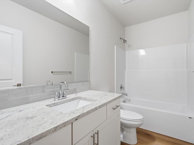 18194 E Barclay Ct, Spokane Valley, WA 99016