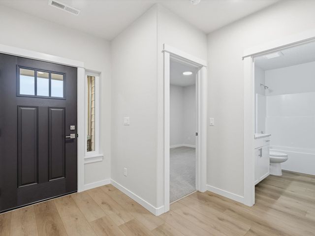 18194 E Barclay Ct, Spokane Valley, WA 99016