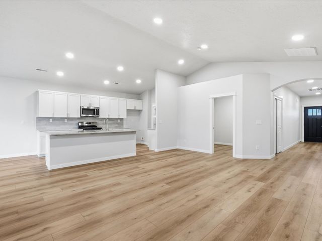 18194 E Barclay Ct, Spokane Valley, WA 99016