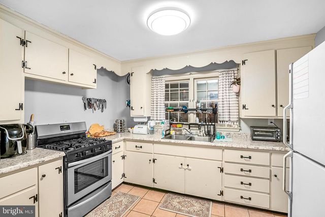 29510 HAWKES HILL RD, Easton, MD 21601