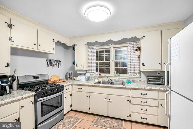 29510 HAWKES HILL RD, Easton, MD 21601