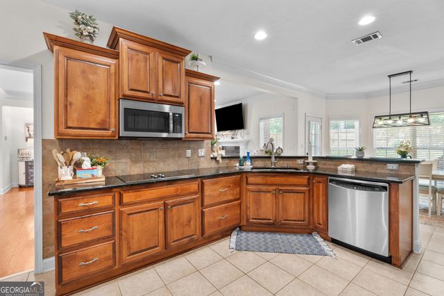 795 Huiet Drive, Mcdonough, GA 30252