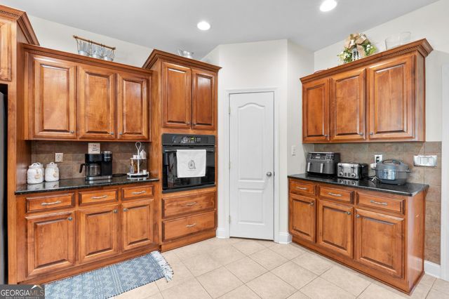 795 Huiet Drive, Mcdonough, GA 30252